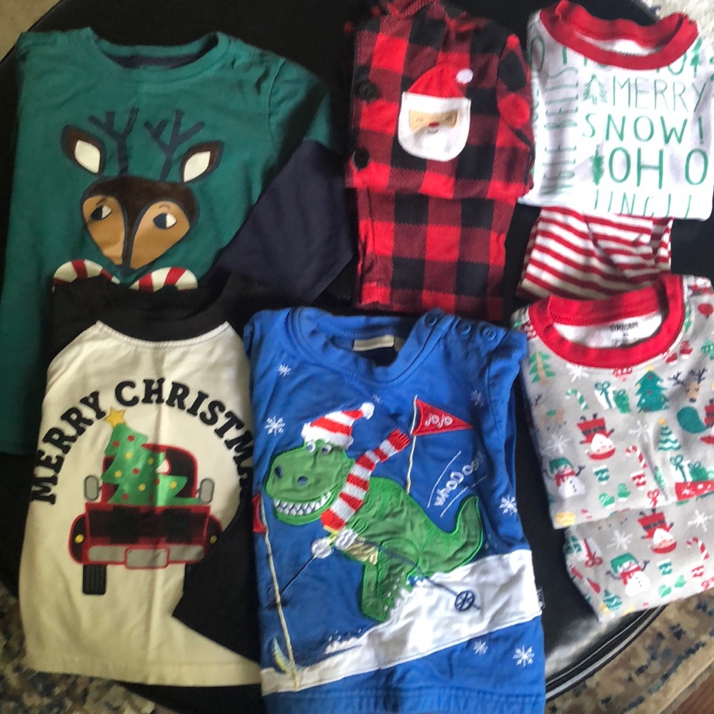 Christmas BUNDLE - great condition Boy’s 2T